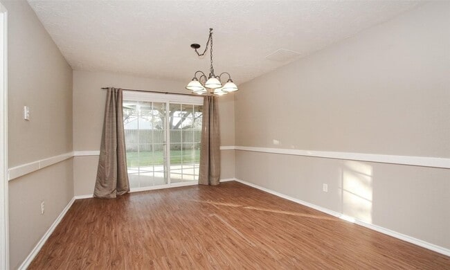 Building Photo - 5331 Windsong Trail