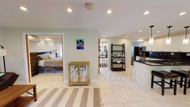 Building Photo - 21 Kepola Pl