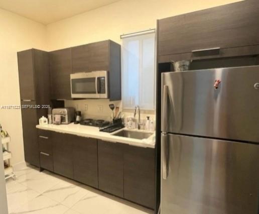 Building Photo - 10440 NW 67th St