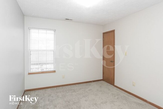 Building Photo - 540 Buffalo Run Dr