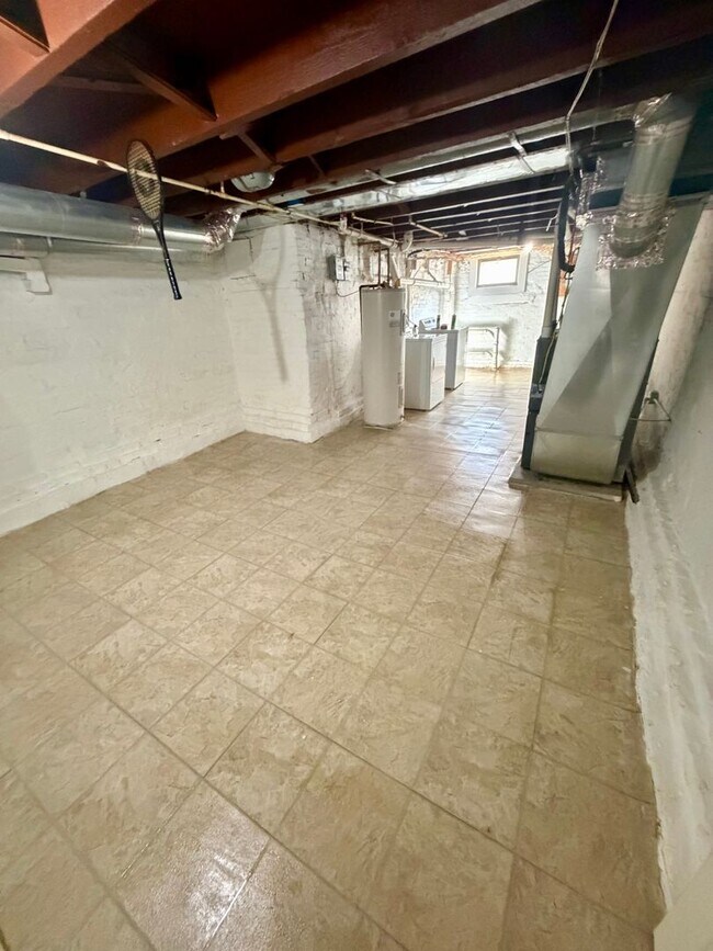 Building Photo - Historic Charm Meets Modern Comfort in Charles Village