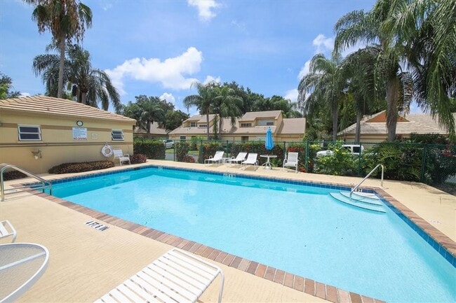 Building Photo - 3613 57th Ave Dr W