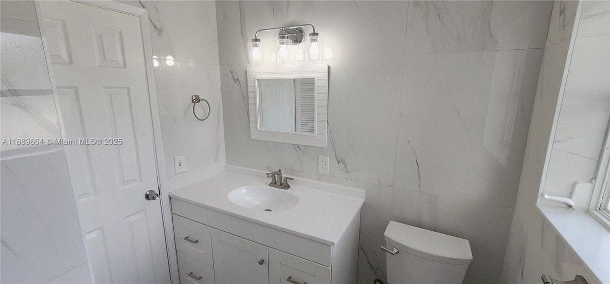 Building Photo - 200 NW 9th St