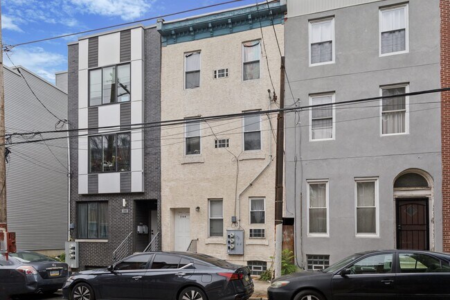 Building Photo - 2120 N 8th St