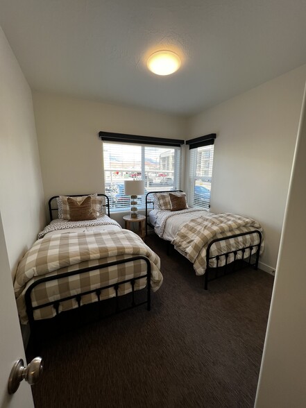 Building Photo - La Vida at Sienna Hills
