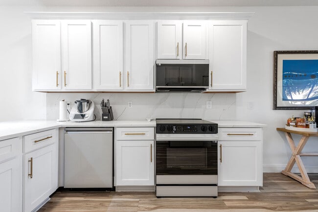 Building Photo - 2616 San Andros