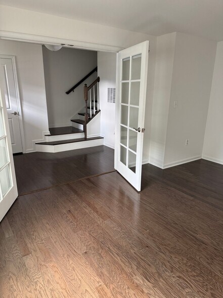 Building Photo - 2803 Wheatland Station Way