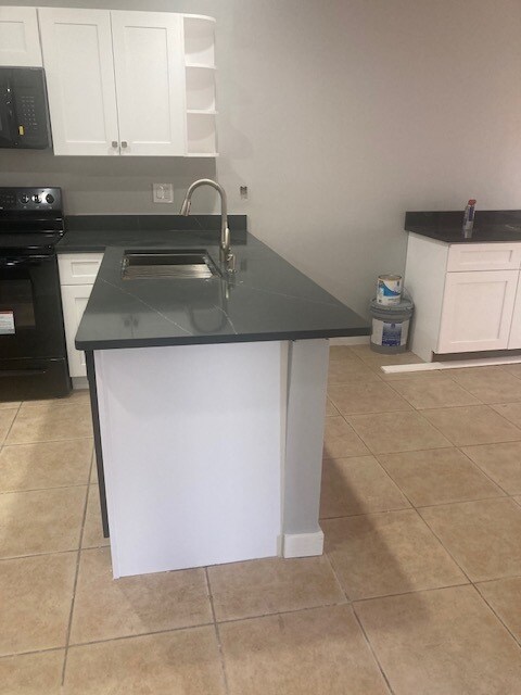 KItchen - 6402 Royal Woods Dr