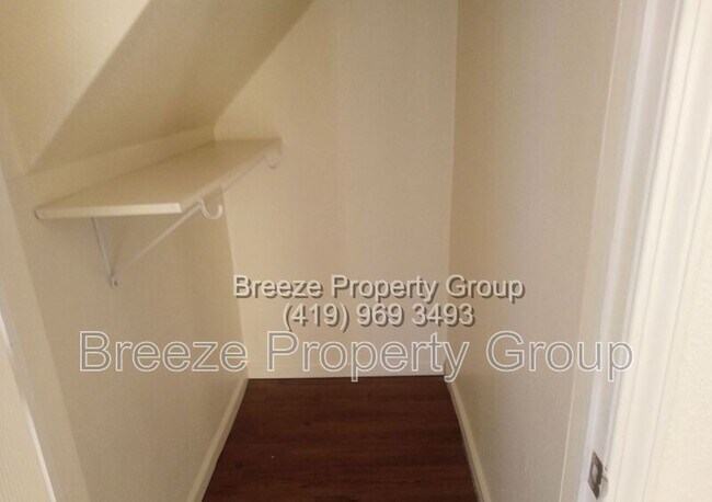 Building Photo - 1909 N Superior St