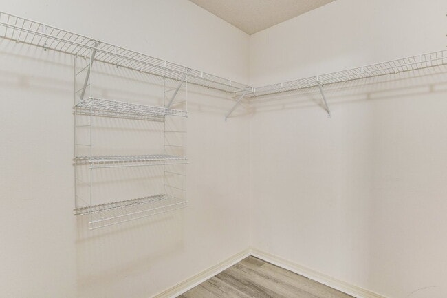 Building Photo - Welcome to this radiant and exquisite home, perfectly situated in a central location!