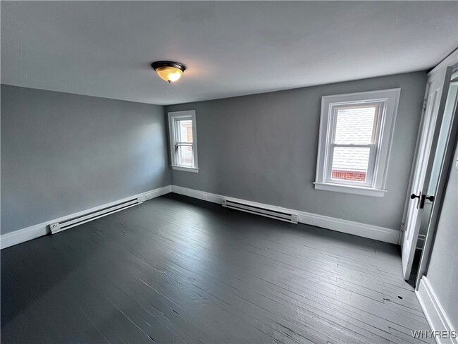Building Photo - 45 Delham Ave