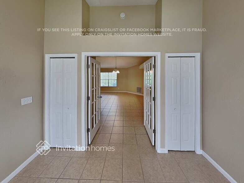 Building Photo - 3233 Vail View Dr