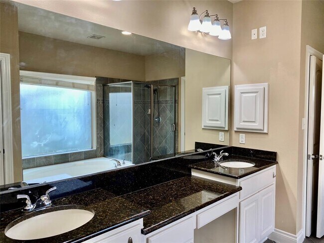 Building Photo - 25503 Lockspur Dr