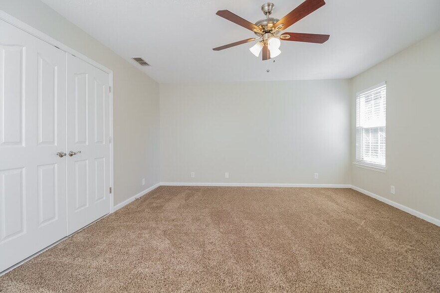 Building Photo - 2729 Westhaven Dr
