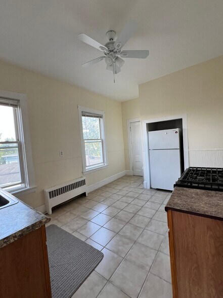 Building Photo - 270 Norfolk St