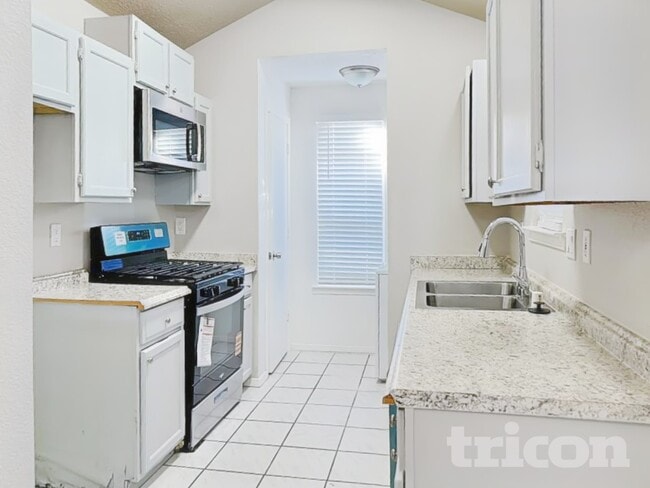 Building Photo - 5442 Gold Rush Dr NW