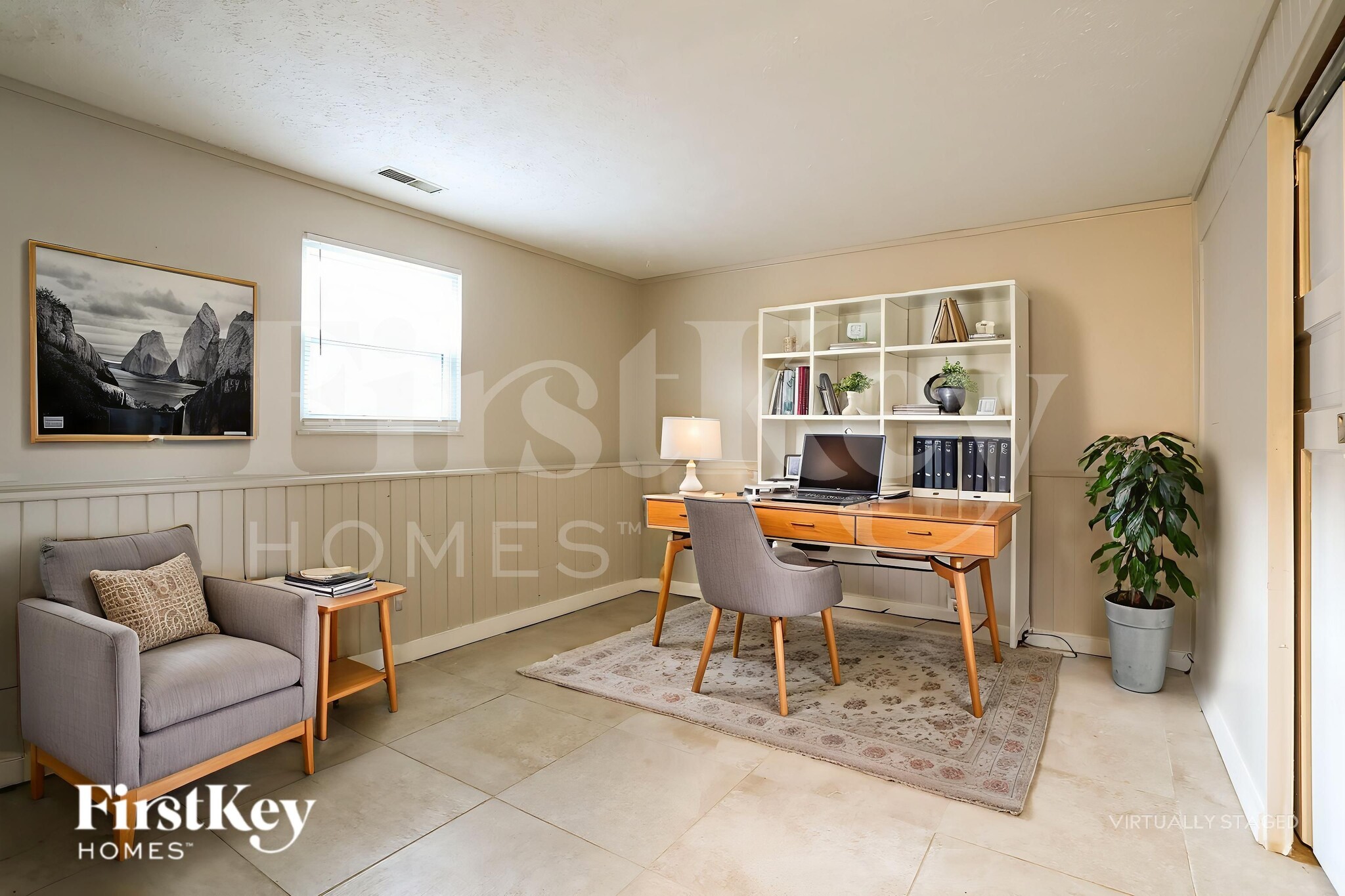 Building Photo - 4609 Paxton Dr S