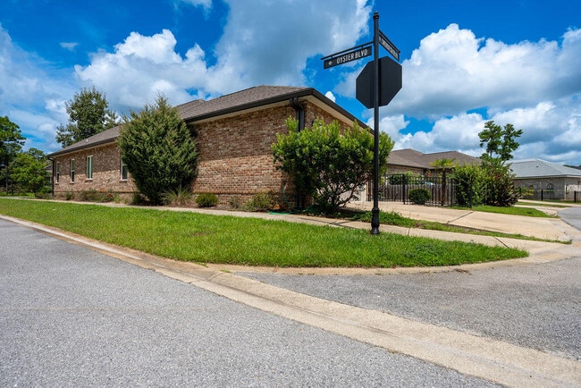 Building Photo - 8 Pintail Blvd