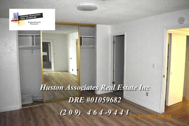 Building Photo - 1134 Porter Ave