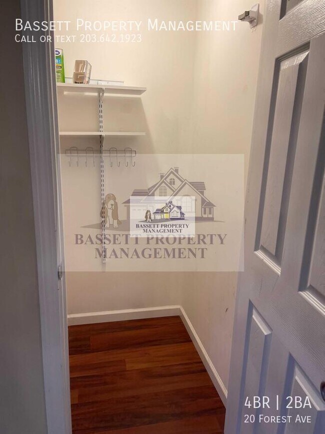 Building Photo - 20 Forest Ave