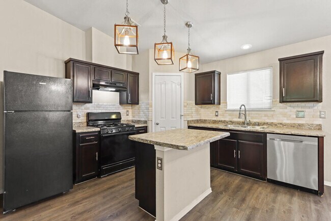 Building Photo - 845 Villa Seca Dr