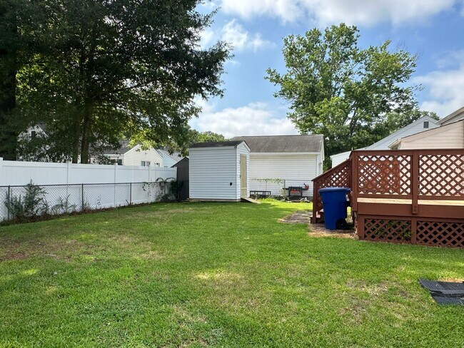 Building Photo - Call Sabrina Thomas at 757-767-0767 for more information