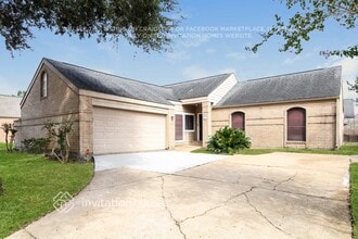 Building Photo - 207 Queens Ct