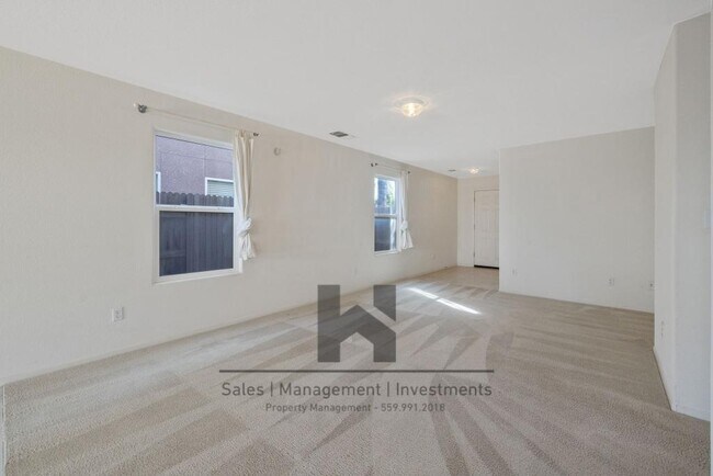 Building Photo - 2244 Country View Ave