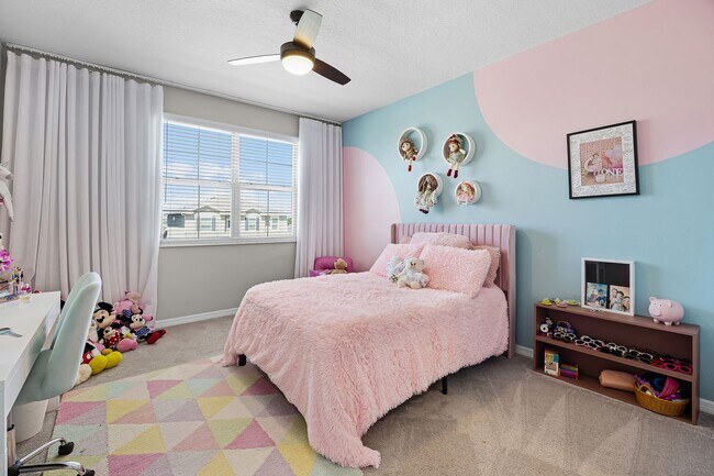 Building Photo - Beautiful 5-Bedroom Rental Home Available ...