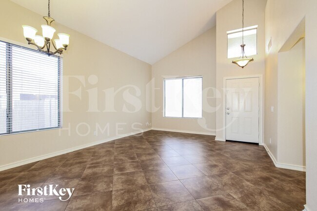 Building Photo - 16215 N 162nd Dr