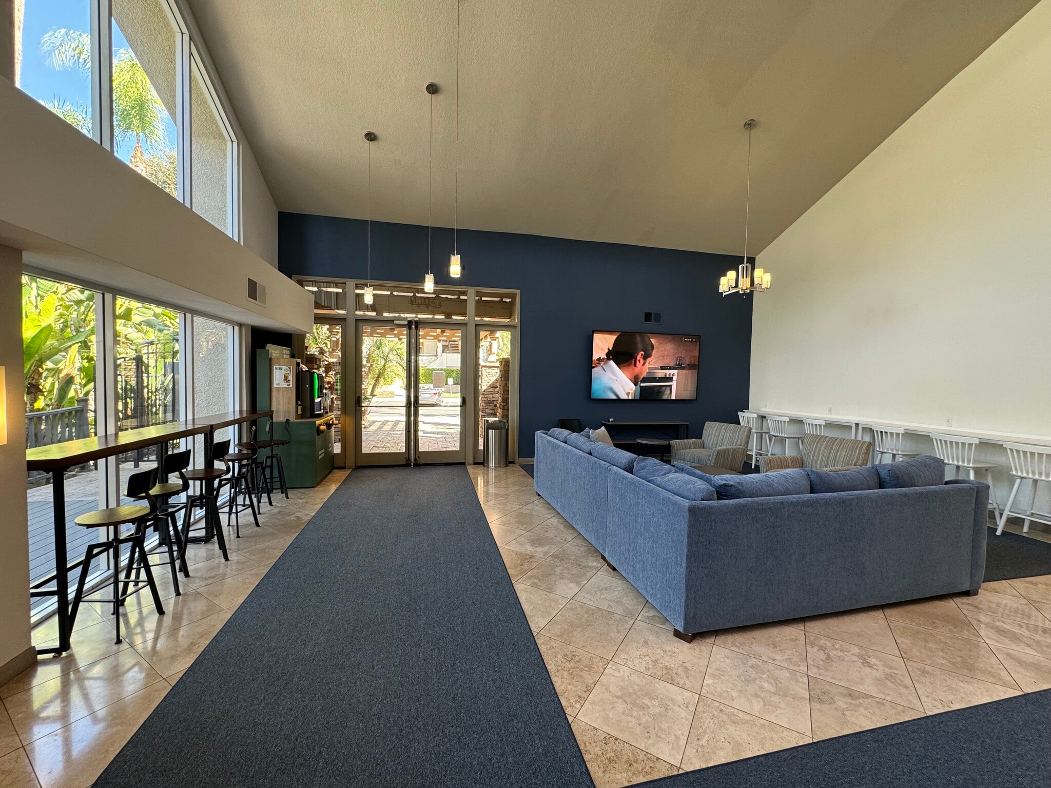 Building Photo - 21550 Burbank Blvd