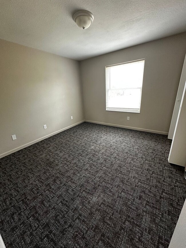 Building Photo - 5208 Collier Ct