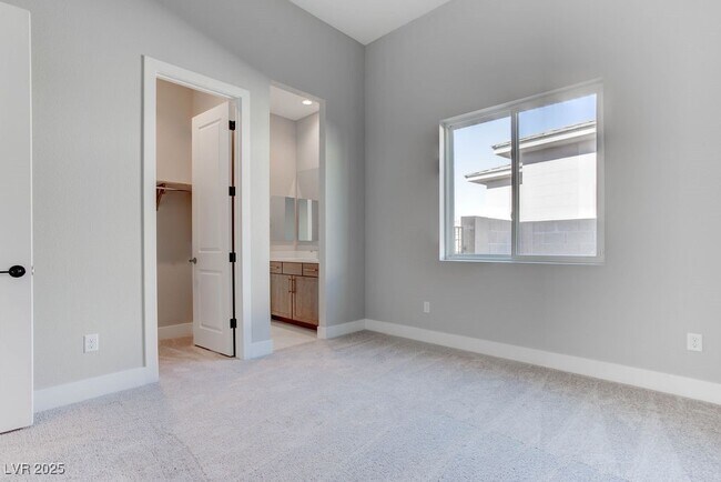 Building Photo - 4778 Outlook Peak St