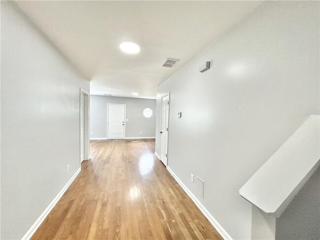 Building Photo - 729 Wheel House Ln