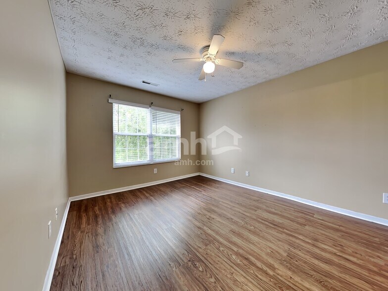 Building Photo - 505 Antietam Blvd