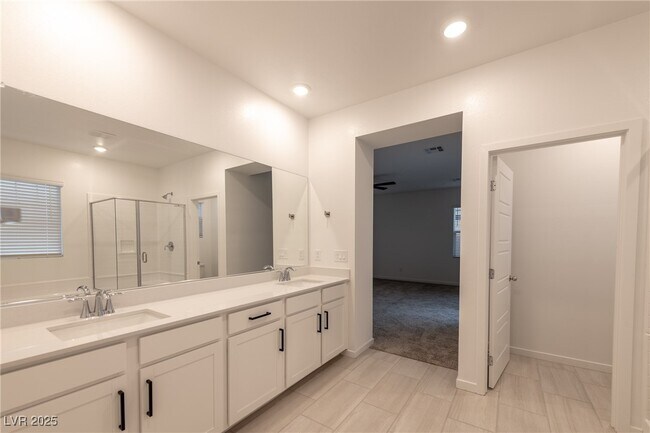 Building Photo - 494 Francesca Crst St