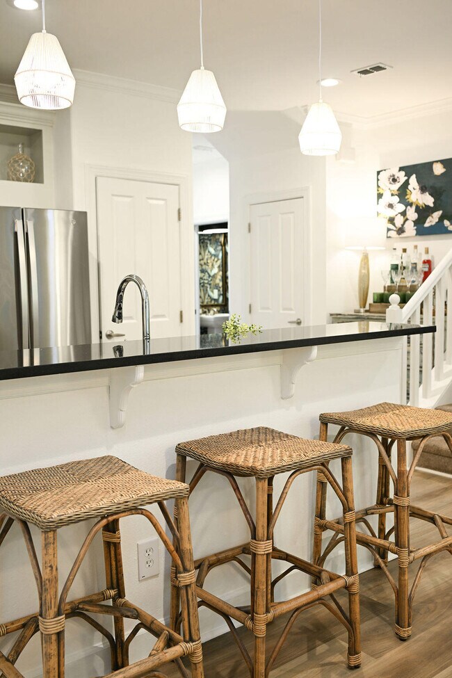 Building Photo - 90 Southaven Cir