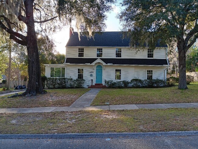 Primary Photo - 620 N Tuxedo Ave