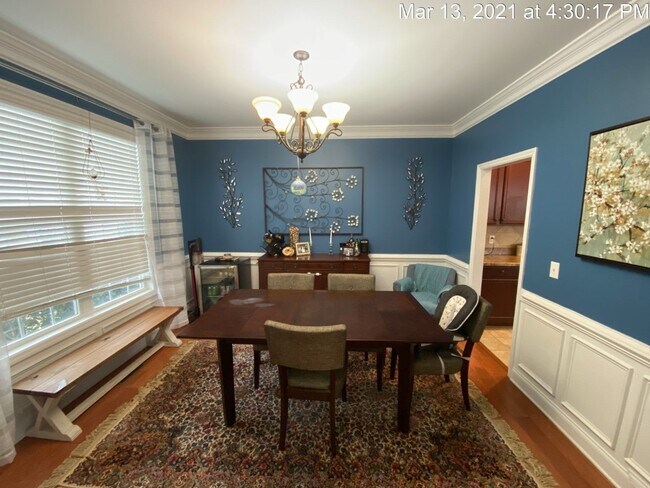 Building Photo - 118 Bolder Drive