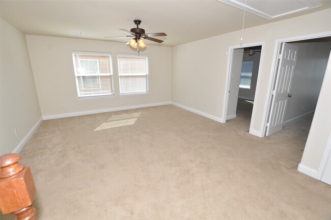 Building Photo - 21502 Duke Alexander Dr