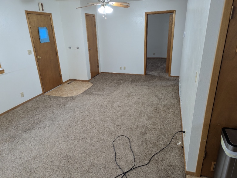 Building Photo - 426 Maple St