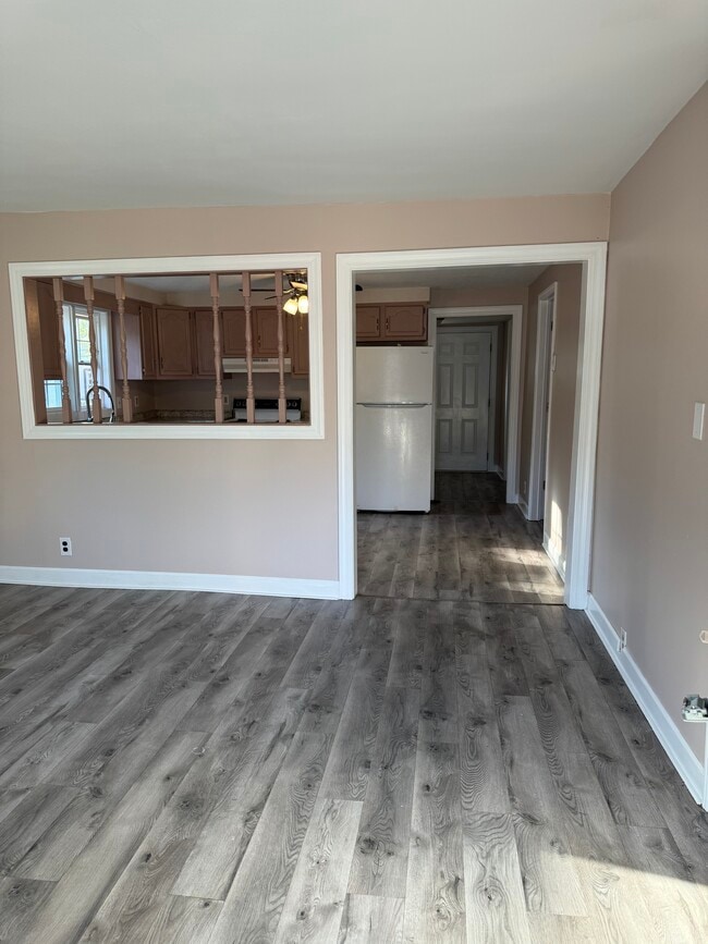 Building Photo - 1321 Brookside Ave