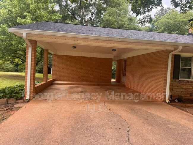 Building Photo - 126 Ridgeway Church Rd