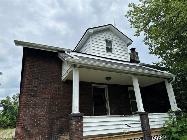 Building Photo - 91 Tremble Ave