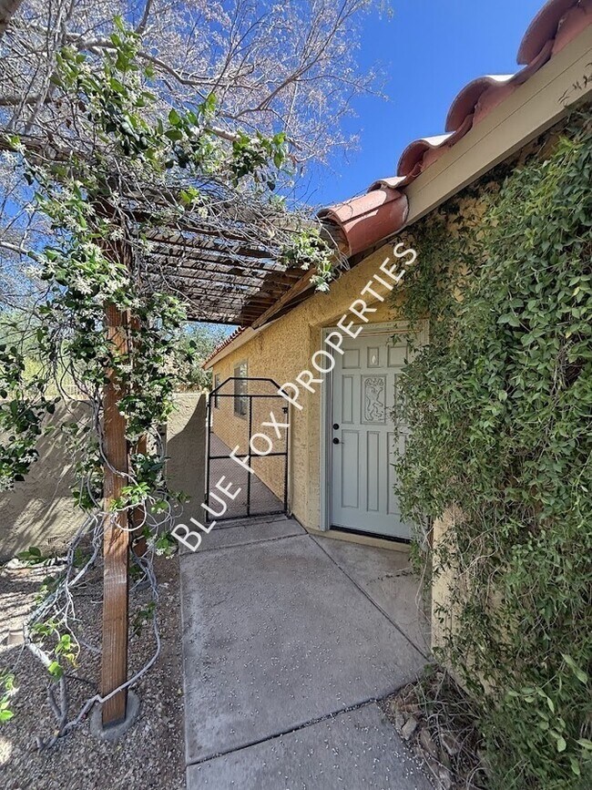 Building Photo - 4780 W Lessing Ln