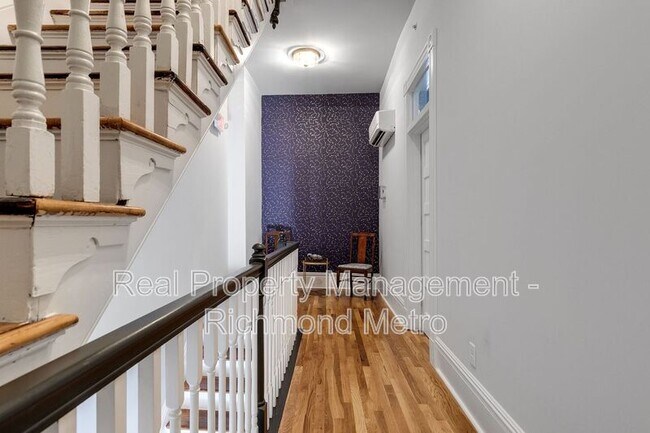 Building Photo - 1302 Floyd Ave