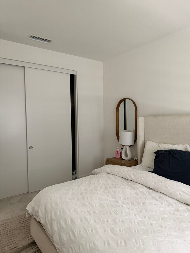 Building Photo - Everly At Civita Gorgeous Home with Lots of Upgrades- A Resort Style Living in the Heart of San D...