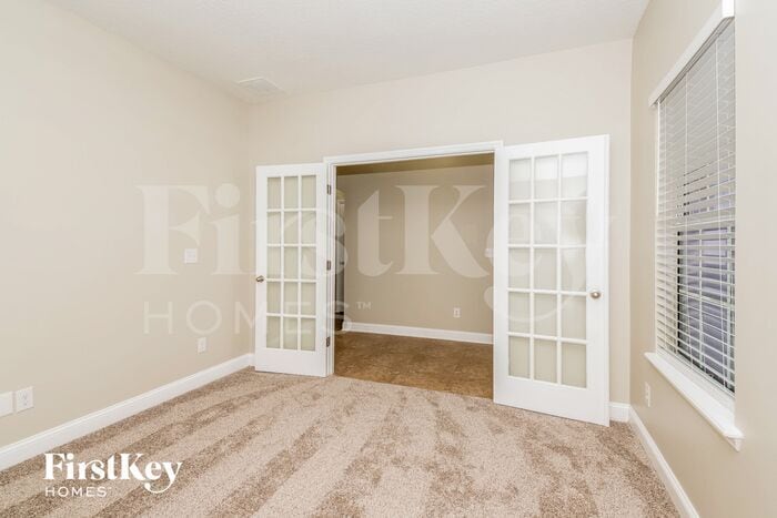 Building Photo - 485 Glendale Ln