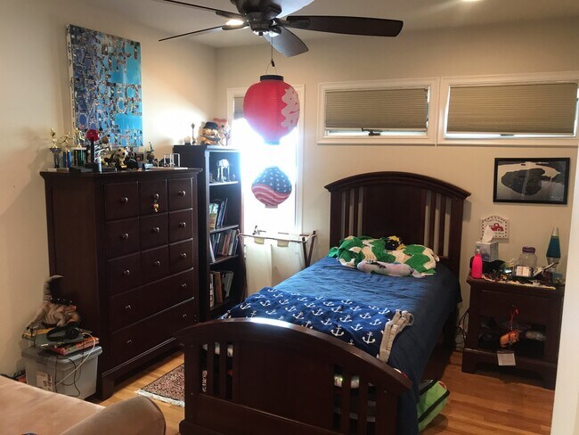 Building Photo - Gorgeous Ocean View Sunset Cliffs Home