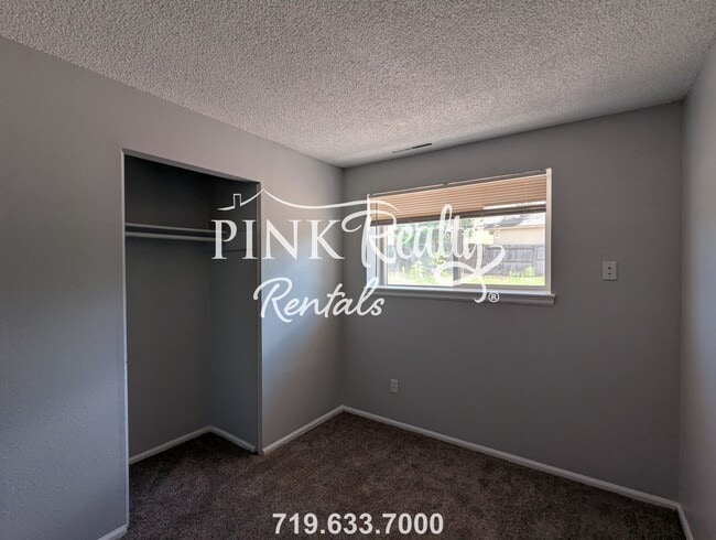 Building Photo - 2583 Prescott Cir E